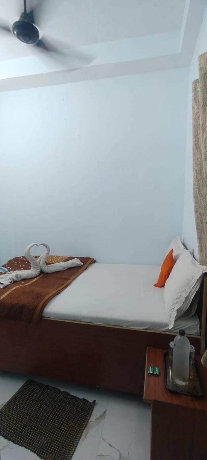 Jpm Guest House Bénarès Extérieur photo